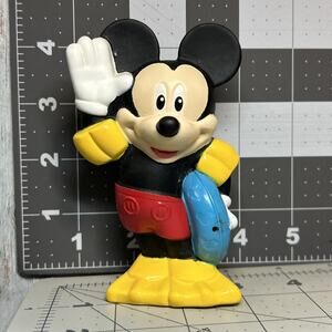 Disney Mickey Mouse CJF07 Swimming Bath Squirter Figure 2014 Mattel